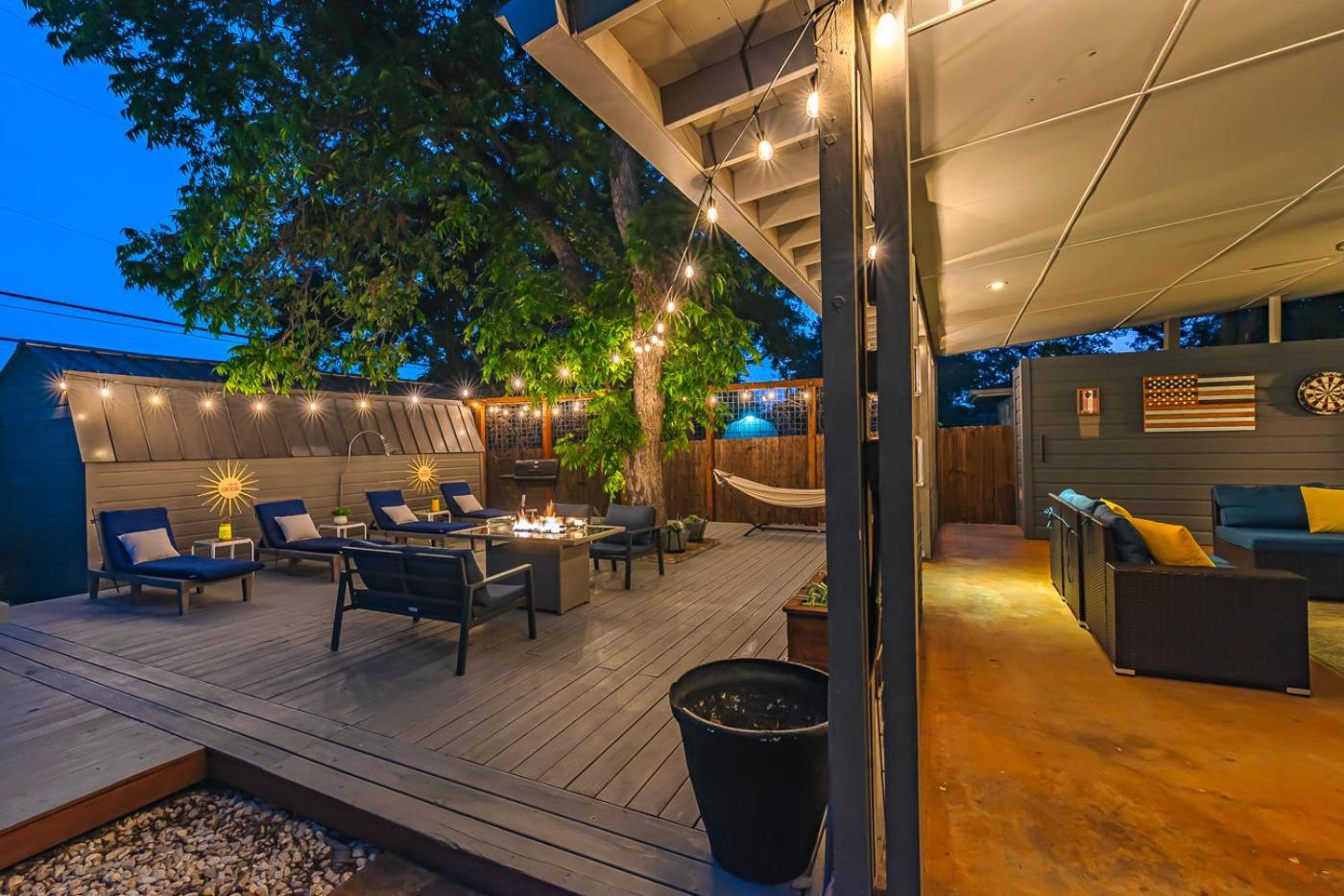 Serene Pool & Firepit In Stunning By Airport
