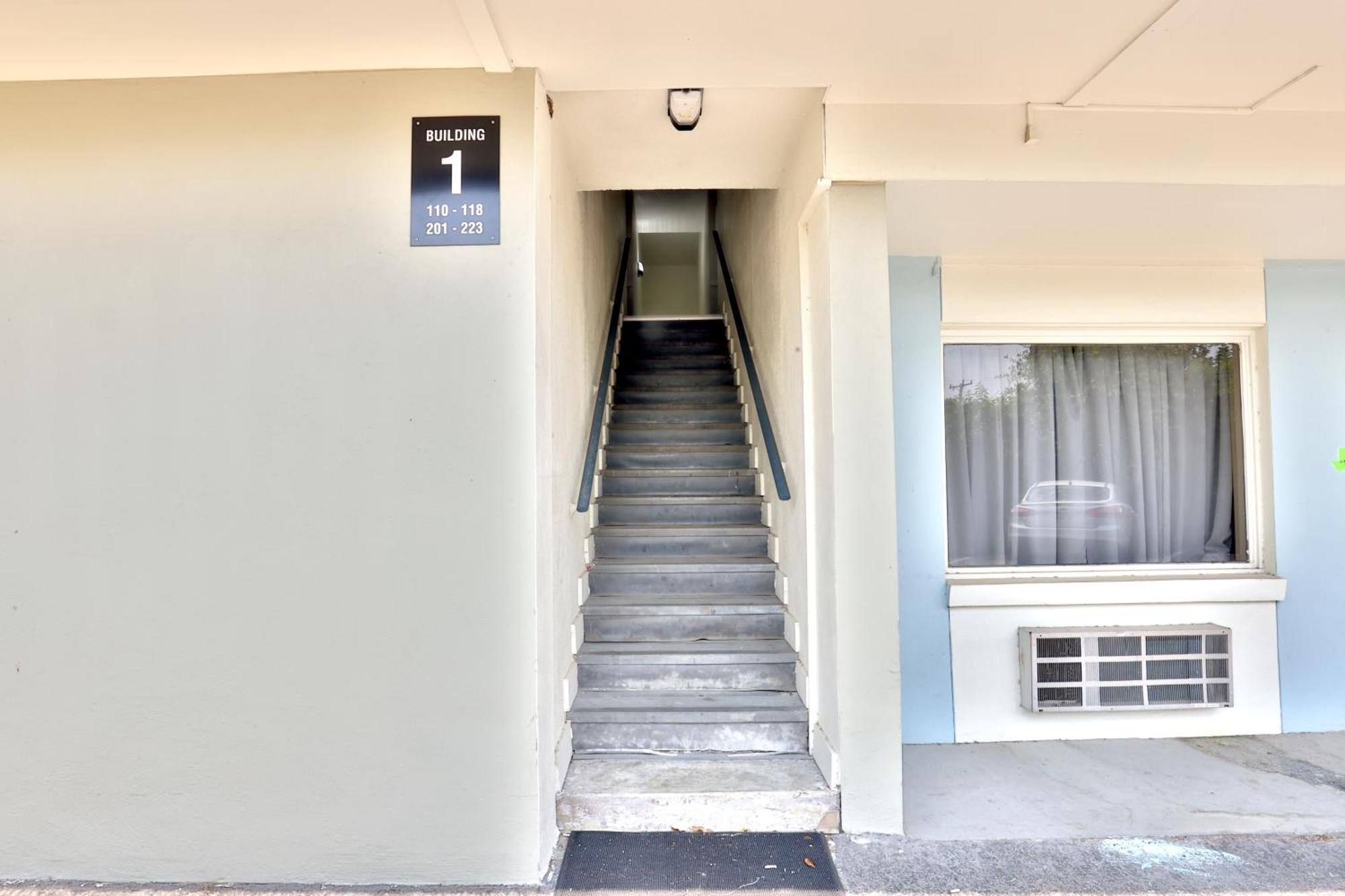Americas Best Value Airport South Motel 2*