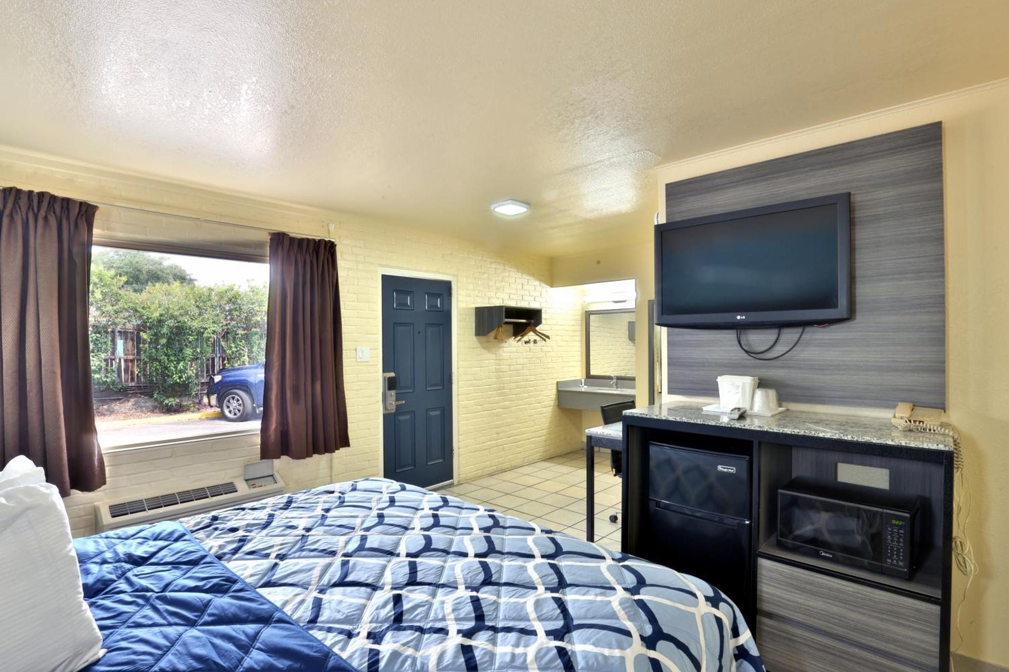 Americas Best Value Airport South San Antonio