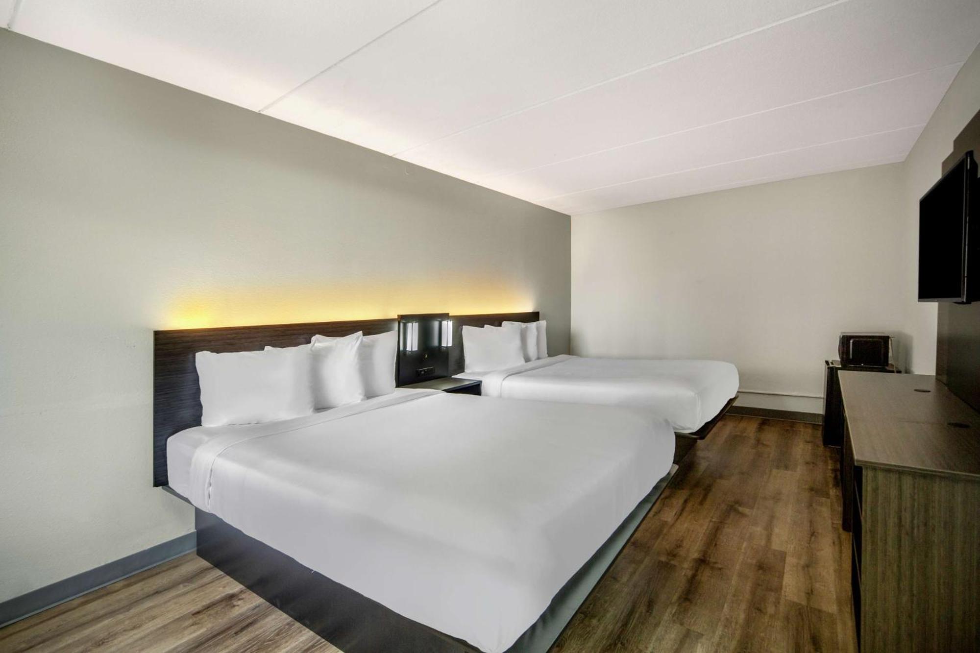 Hotel 6 San Antonio, Tx I-35 North Corridor 2*