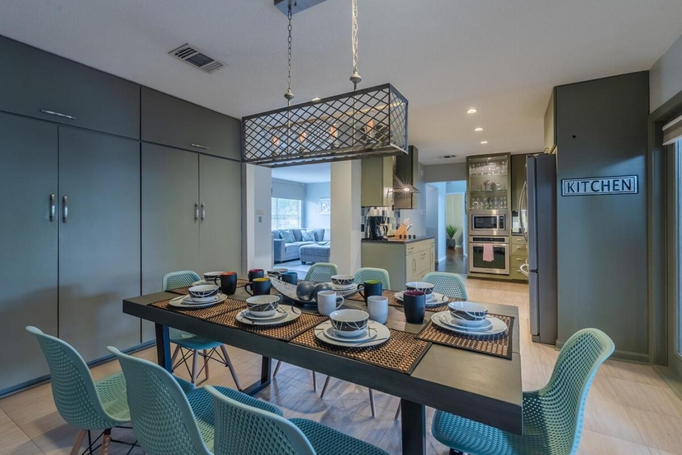 Holiday home Serene Pool & Firepit In Stunning By Airport San Antonio