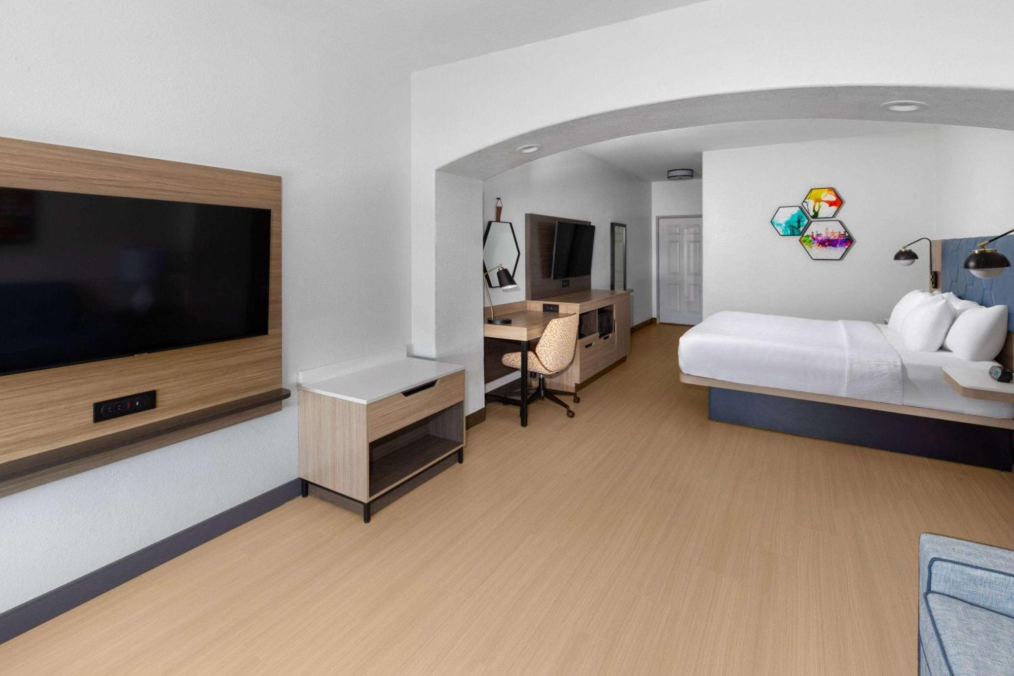 La Quinta By Wyndham Northwest 3*