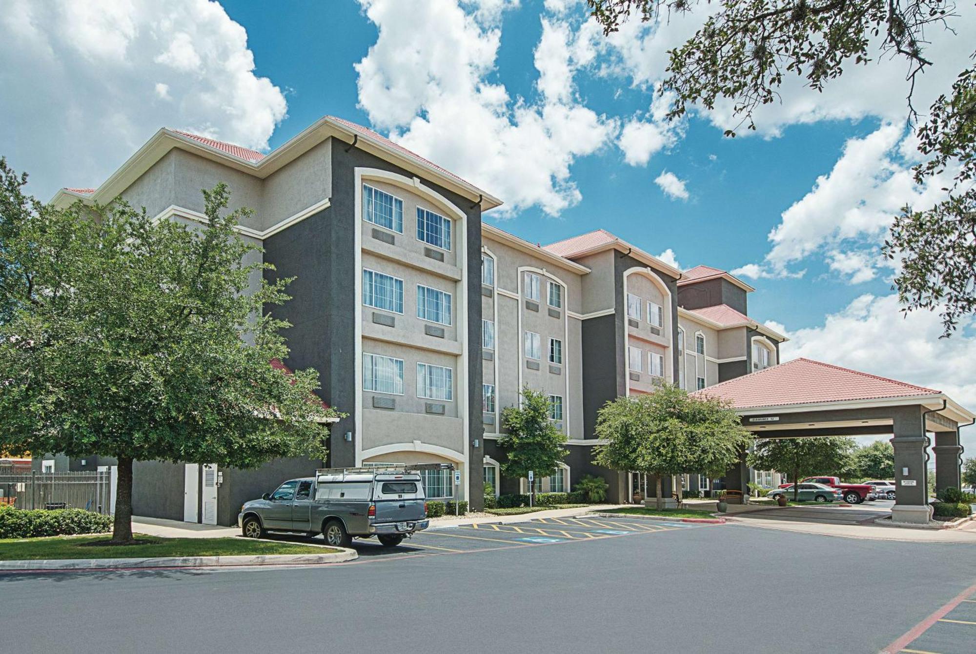 La Quinta By Wyndham Northwest Hotel San Antonio