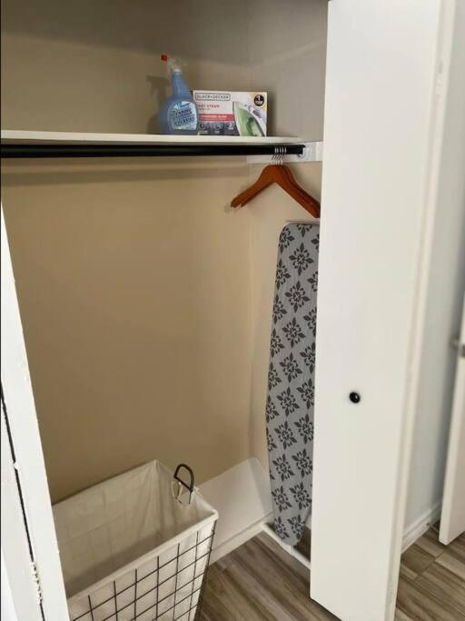 Lovely 2 Bedroom Hidden Gem At The Botanical Garden Unit 3