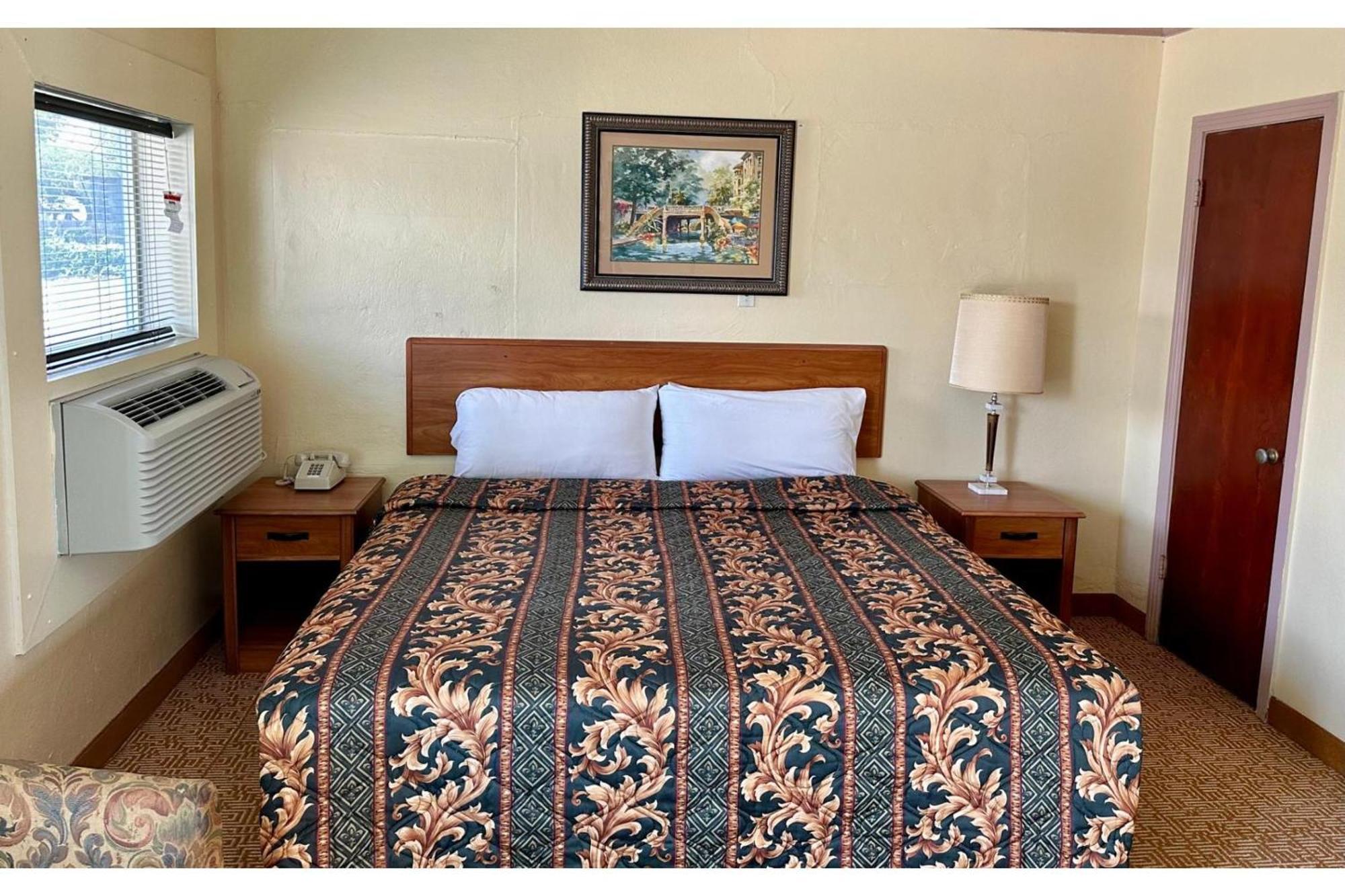 Motel Alamo Oasis And By Oyo 2*