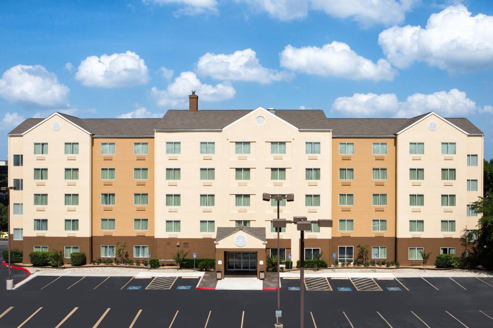 Hotel Fairfield & By Marriott Airport/north Star Mall San Antonio
