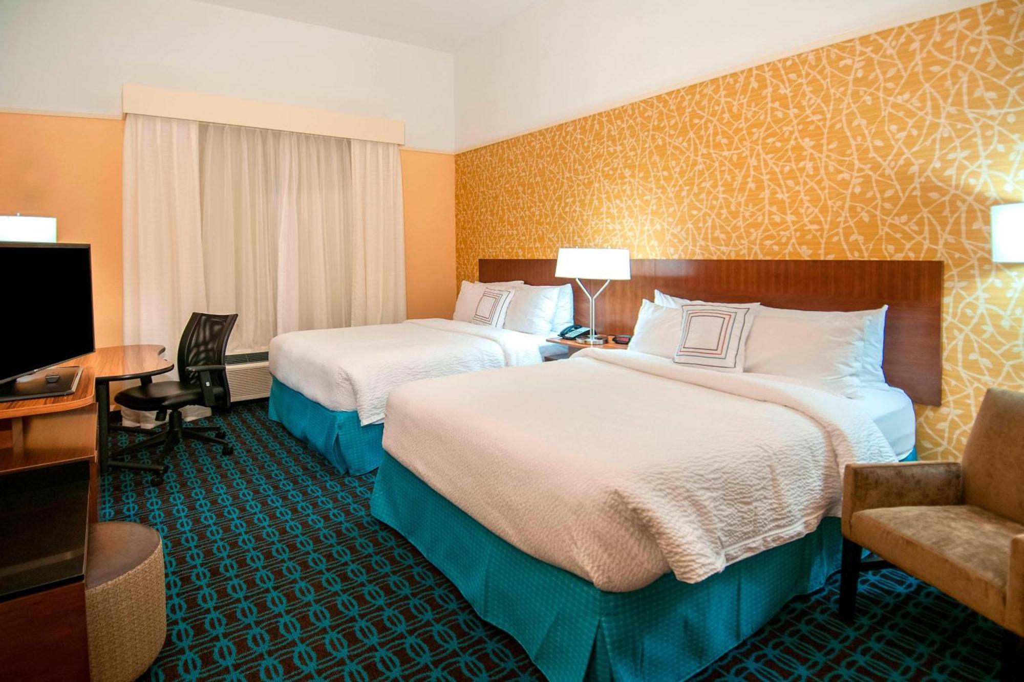 Fairfield & By Marriott Brooks Base 3*