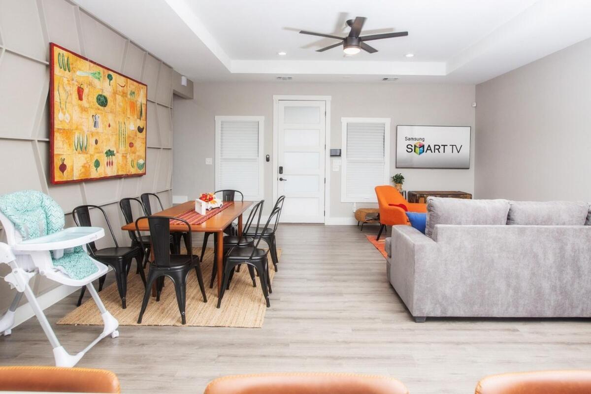 Family Casa Steps To Alamo Riverwalk Pkg Holiday home