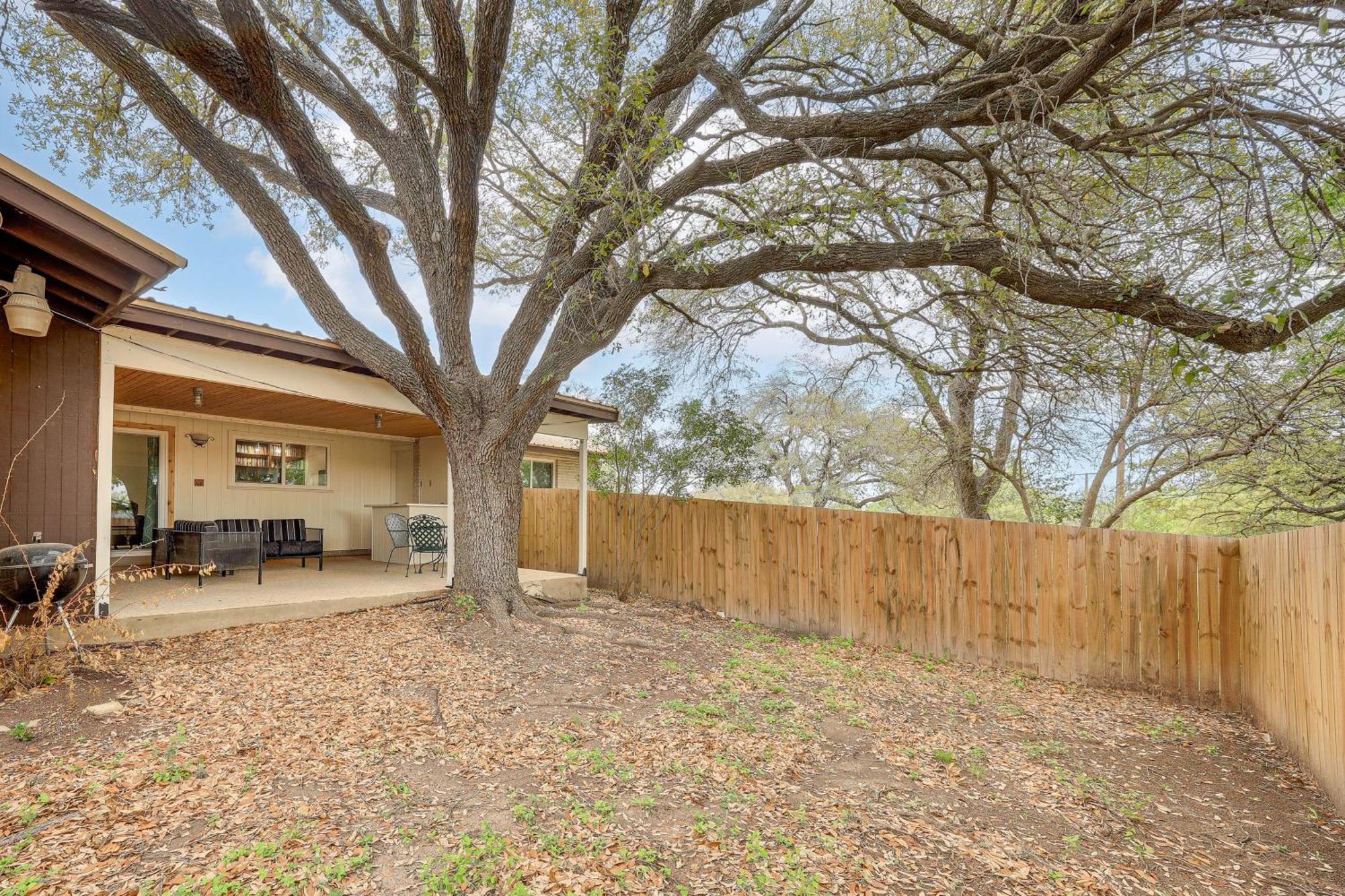 Charming Abode About 10 Mi To River Walk! * San Antonio