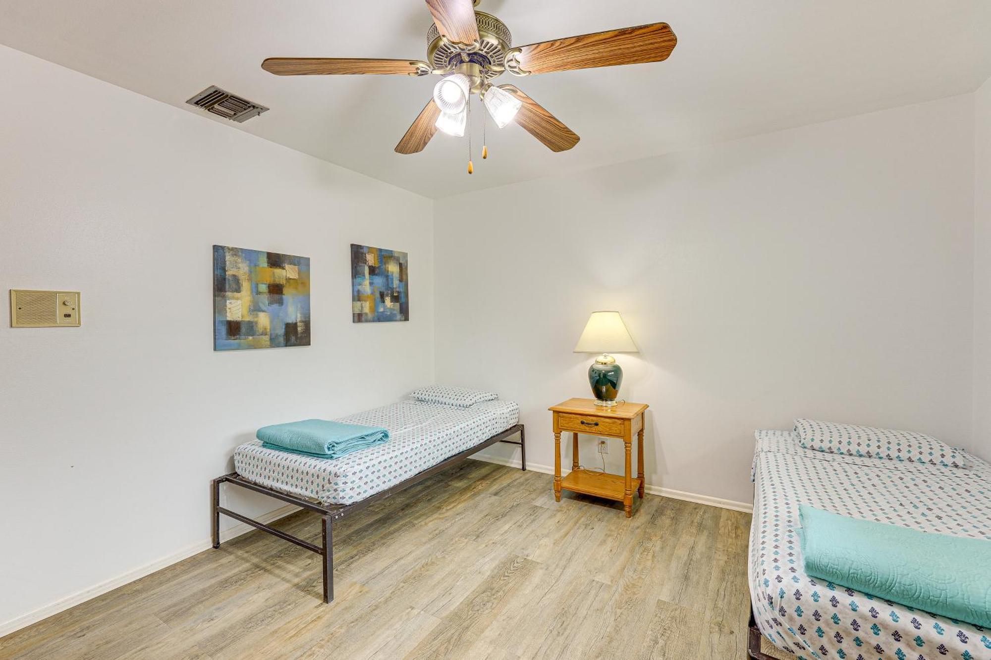 Holiday home Charming Abode About 10 Mi To River Walk! San Antonio
