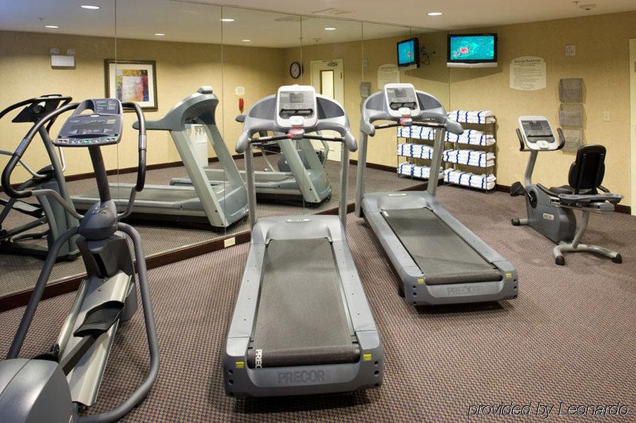 Towneplace By Marriott Airport Hotel