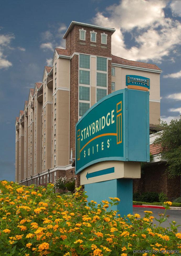 Staybridge Airport By Ihg Hotel San Antonio