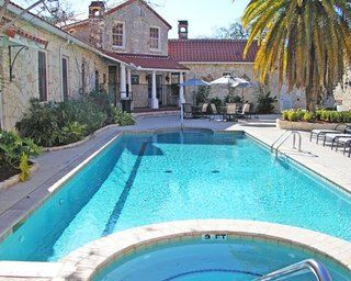 Eckhert Place Hotel 3*