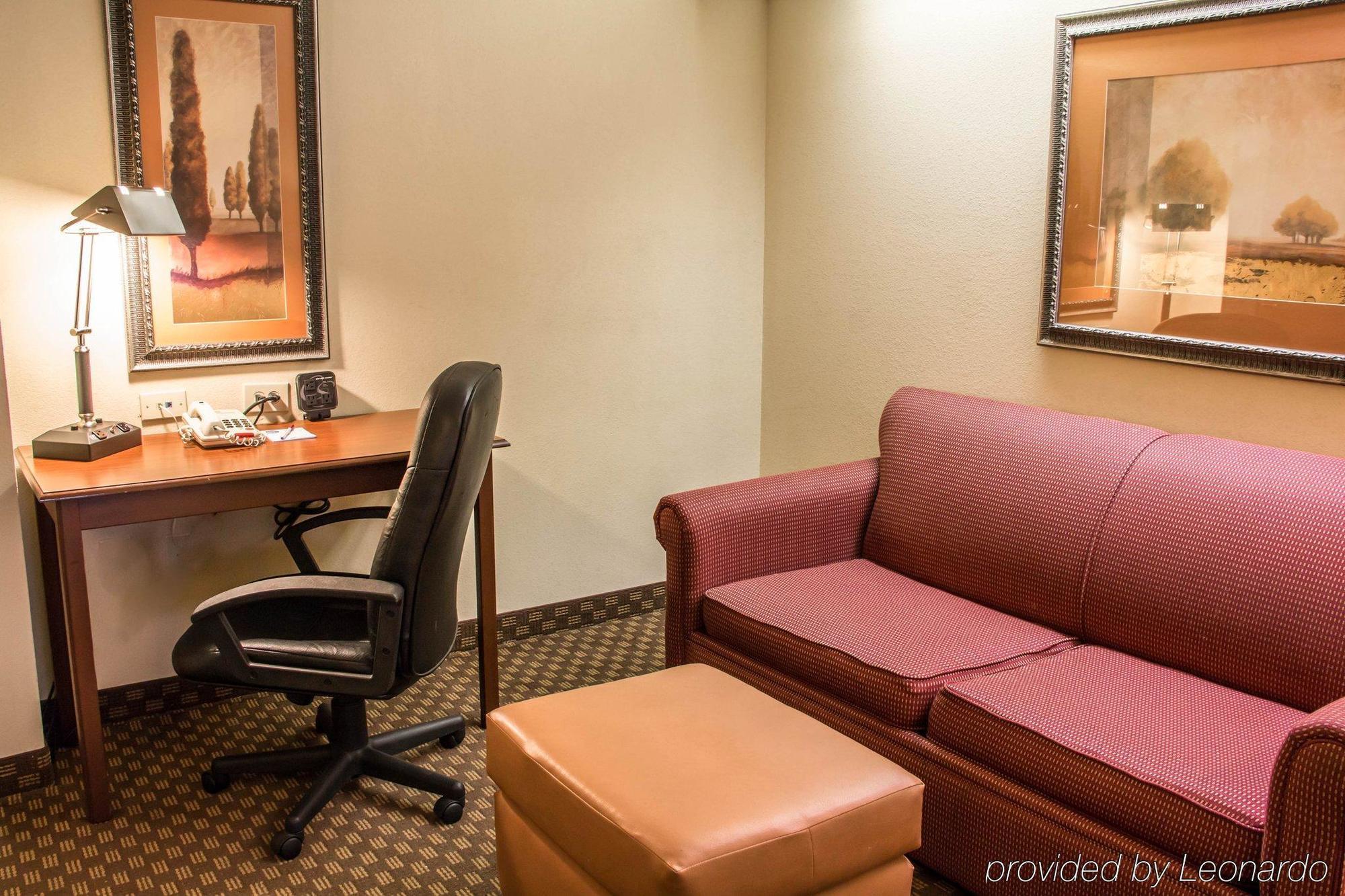 Quality Northeast 3* San Antonio