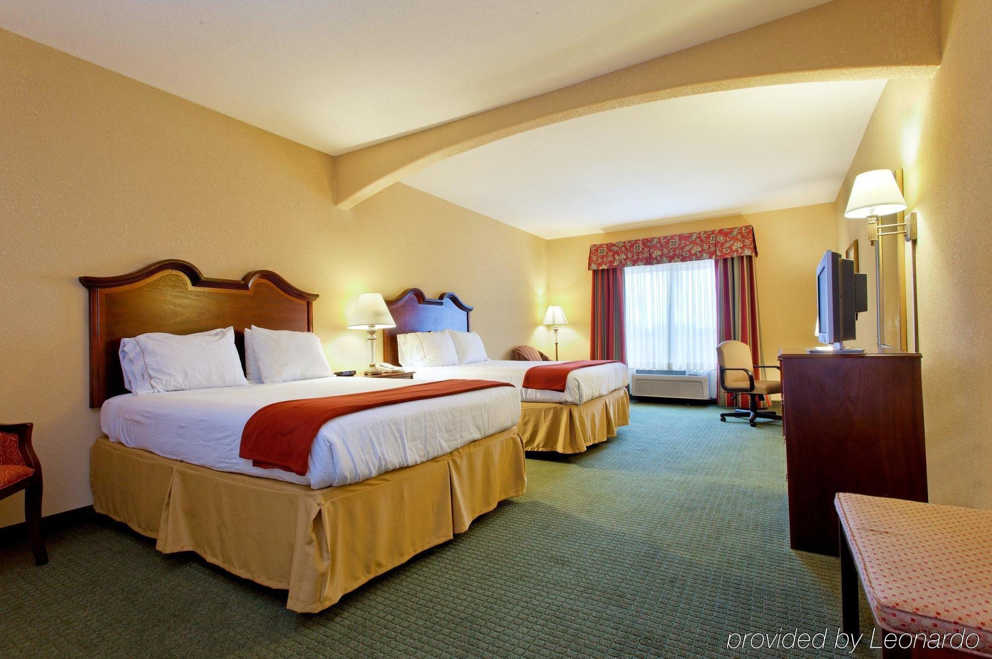 Express & South 3* San Antonio