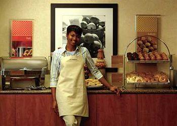 Hampton & San Antonio-downtown/market Square Hotel 3*