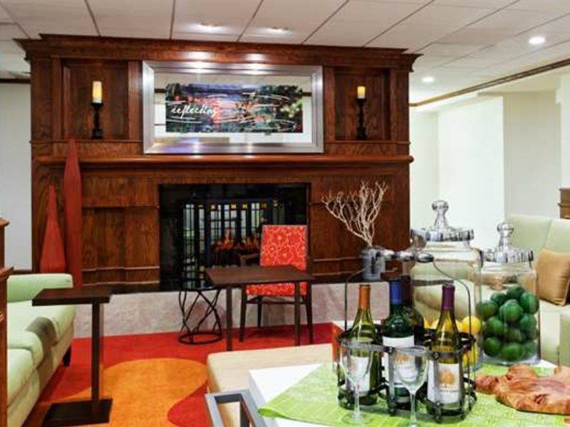Hotel Hilton Garden Airport San Antonio