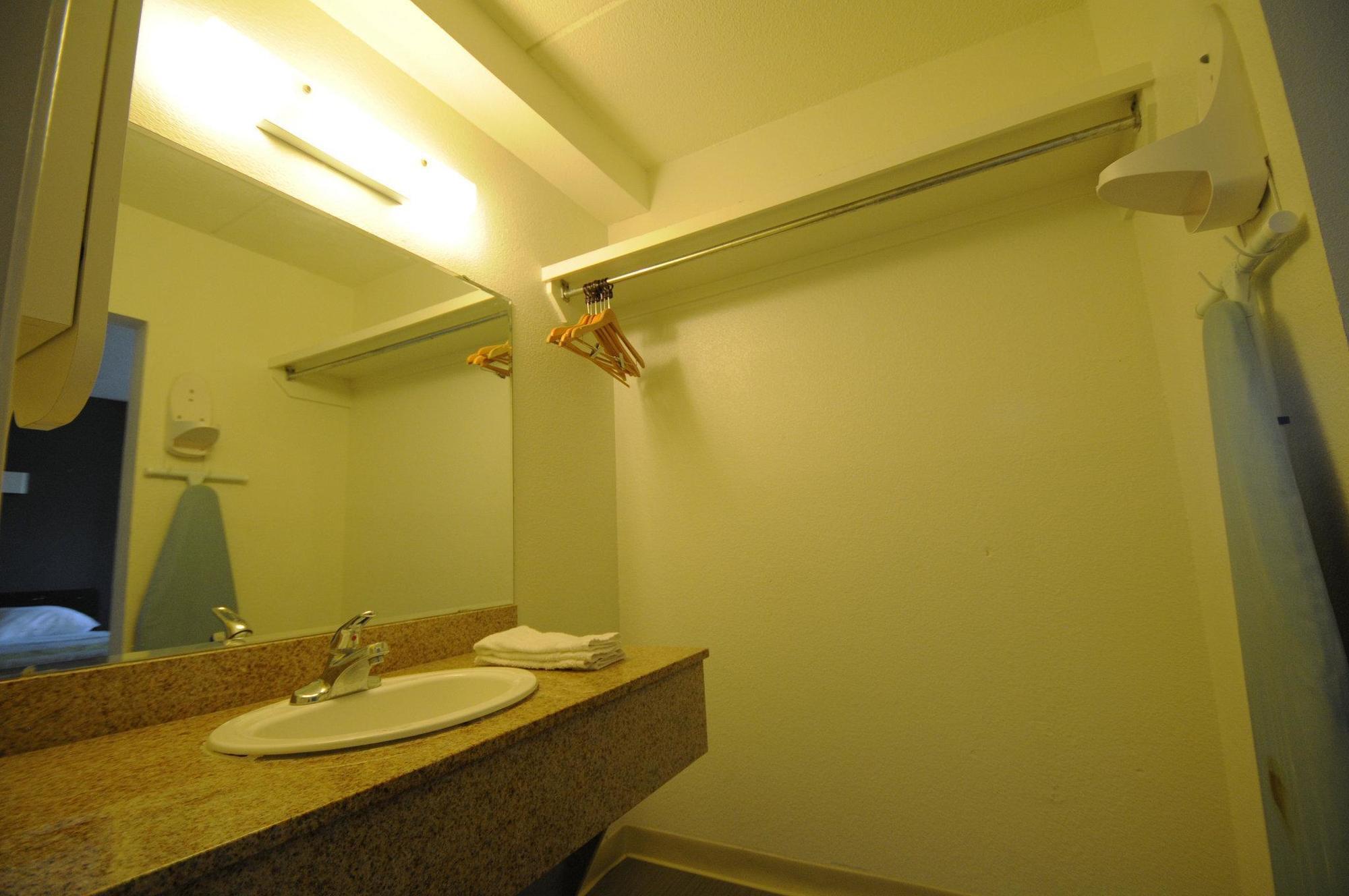 Hotel 6-san Antonio, Tx - Lackland Afb
