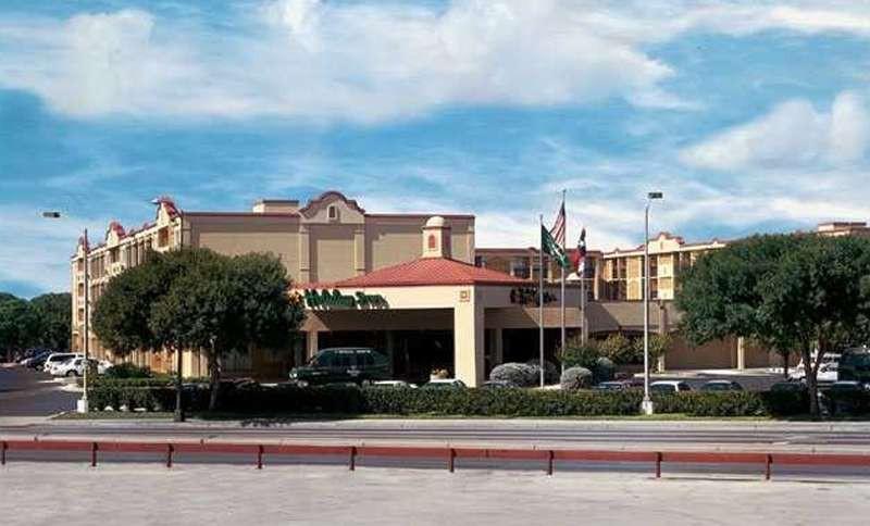 Holiday San Antonio-downtown/market Square, An Ihg Hotel 3*