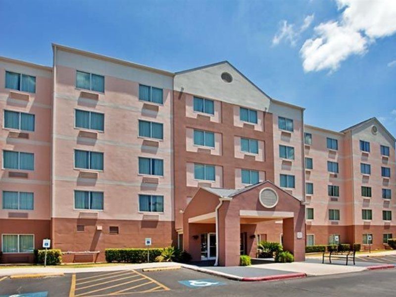 Hotel Fairfield & By Marriott Airport/north Star Mall