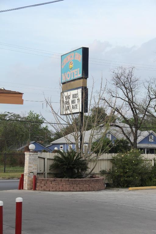 Motel Choice *