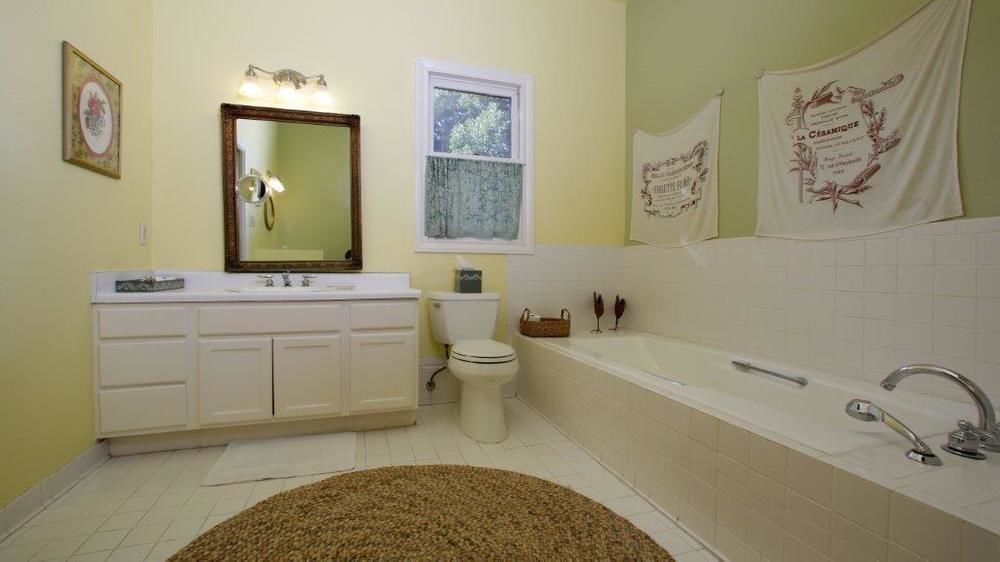 Bed & Breakfast Yellow Rose
