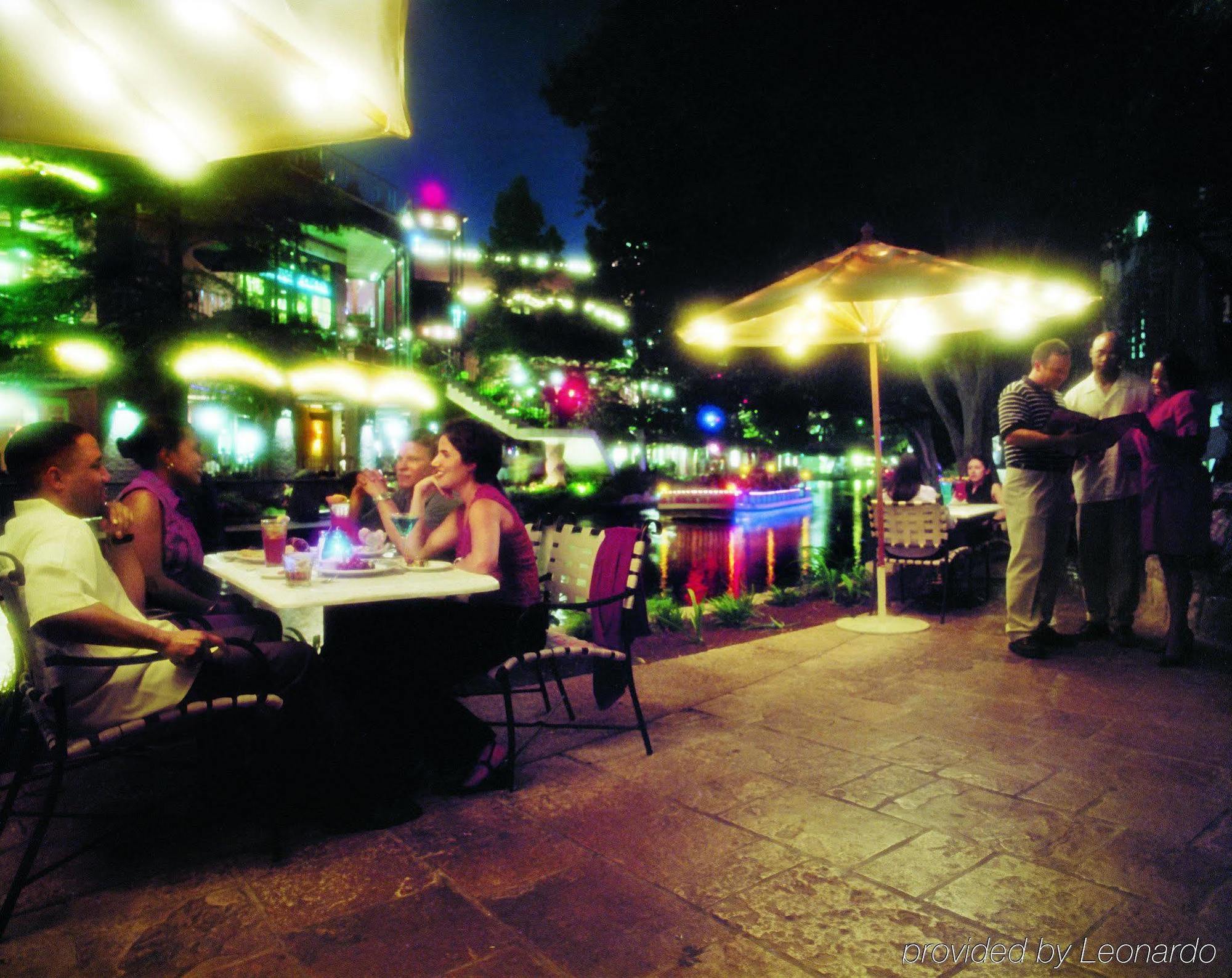 Hotel Holiday San Antonio-downtown/market Square, An Ihg 3*
