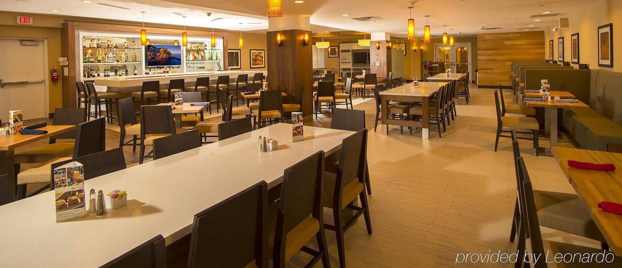 Holiday San Antonio-downtown/market Square, An Ihg Hotel San Antonio