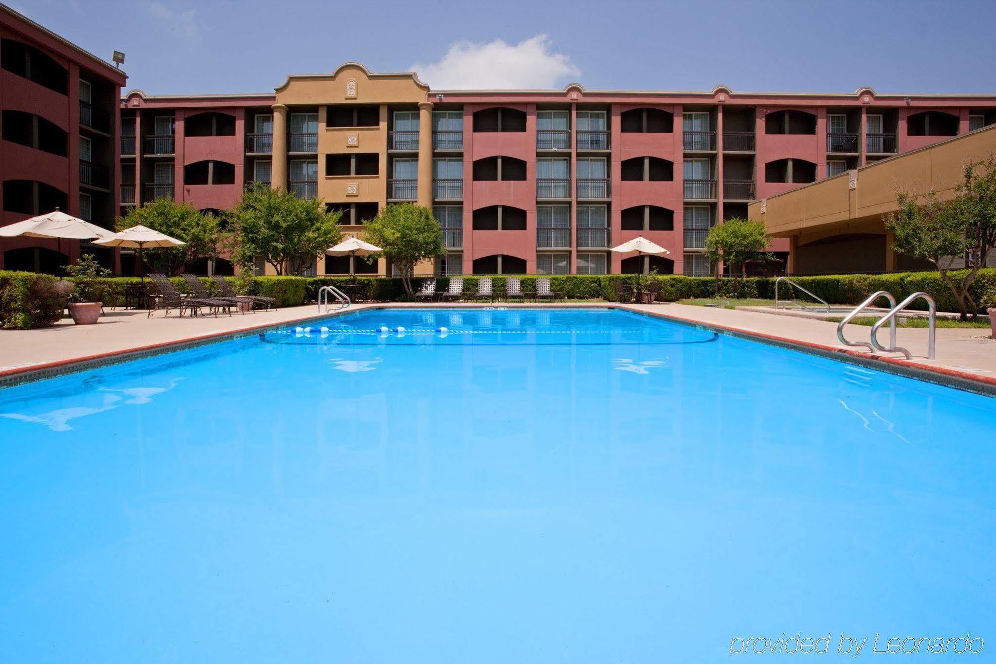 Holiday San Antonio-downtown/market Square, An Ihg 3*