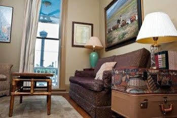 Arbor House Hotel 3*