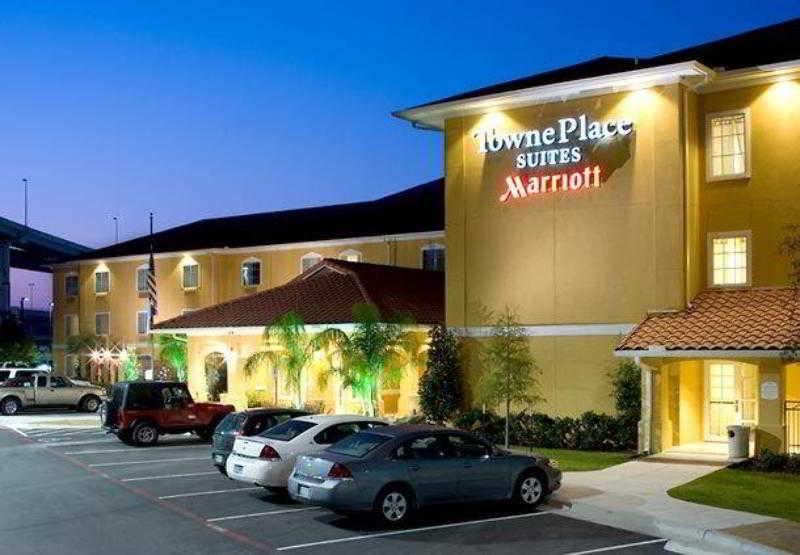 Hotel Towneplace By Marriott Airport 3*