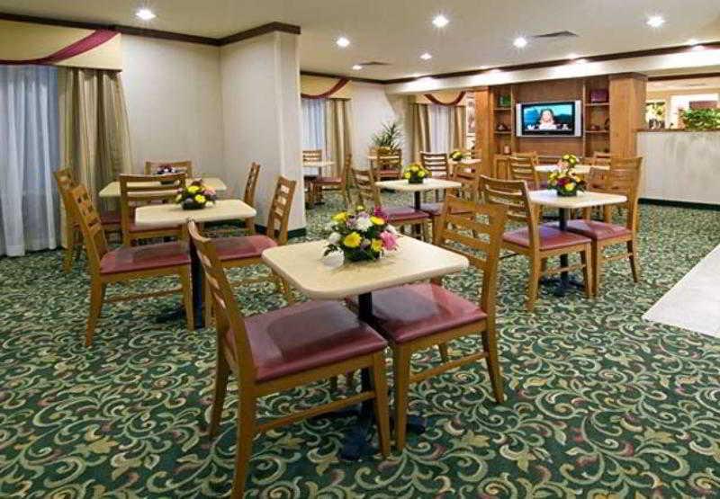 Fairfield & By Marriott Airport/north Star Mall San Antonio