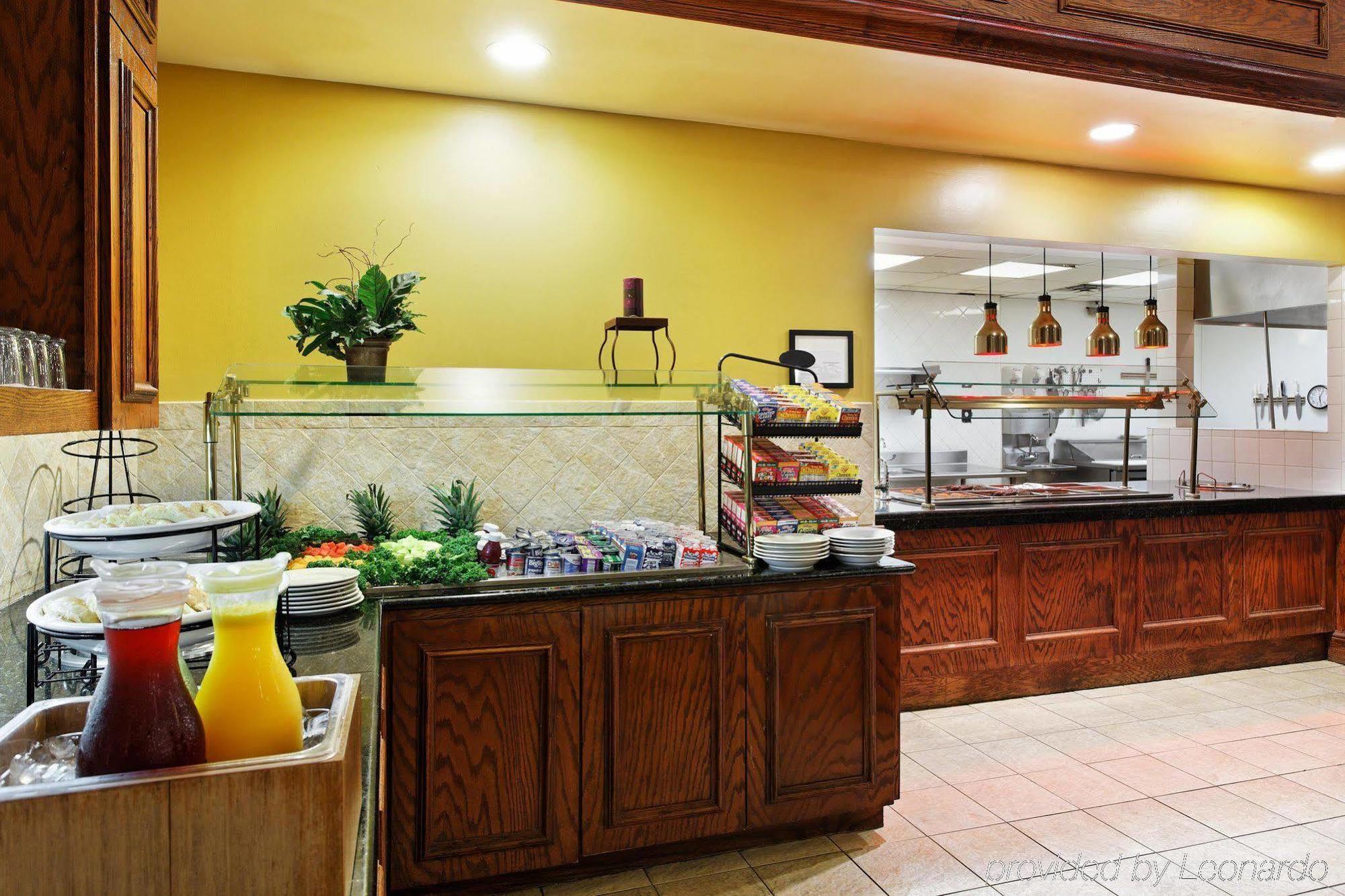 Hilton Garden Airport 3* San Antonio