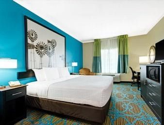 Super 8 By Wyndham San Antonio/alamodome Area Hotel San Antonio