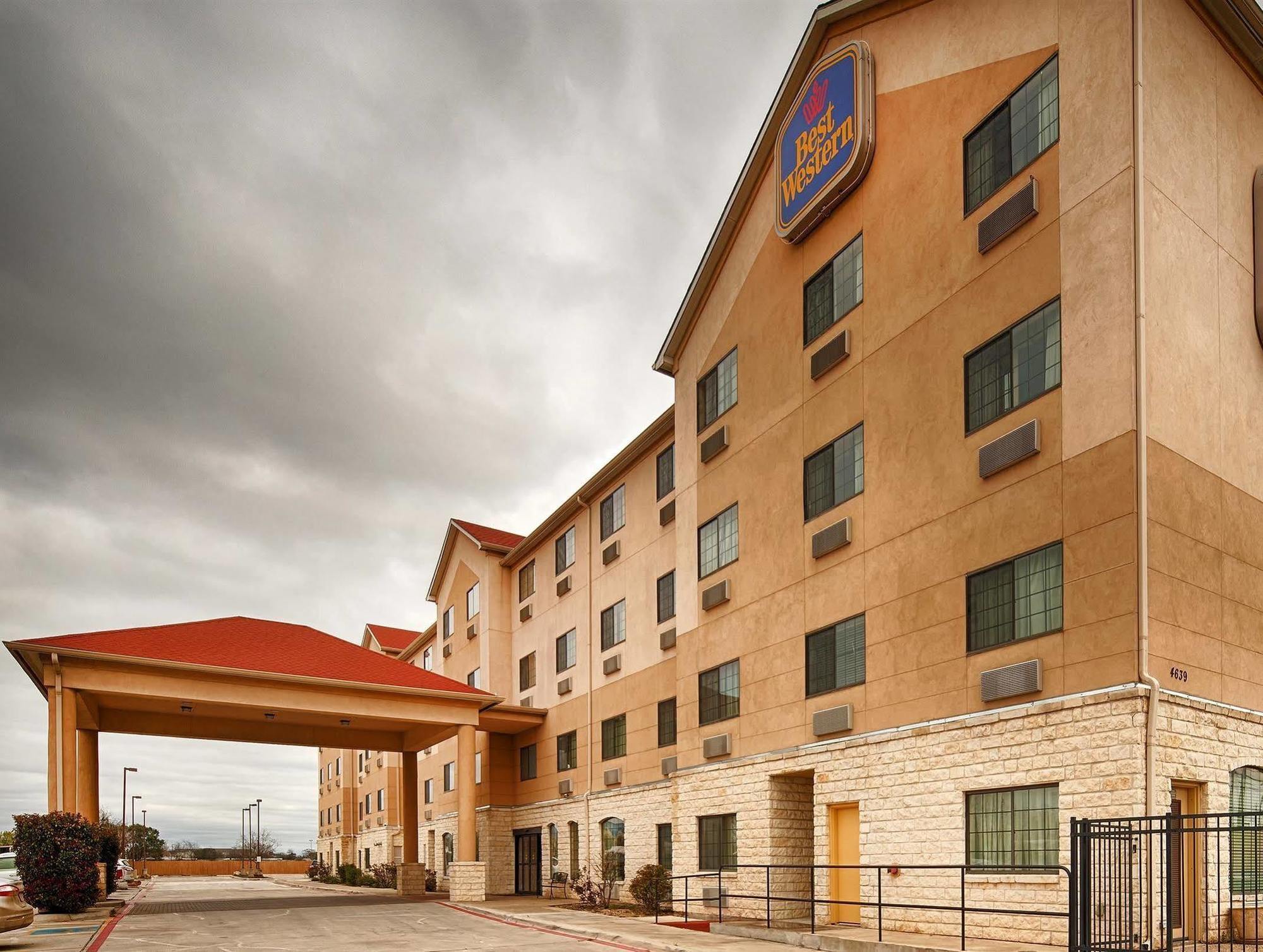 Western Windsor Pointe & Suites-at&t Center 2*