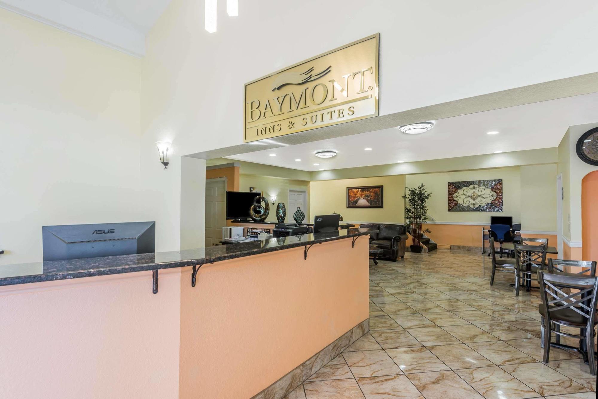 Baymont By Wyndham Near South Texas Medical Ctr