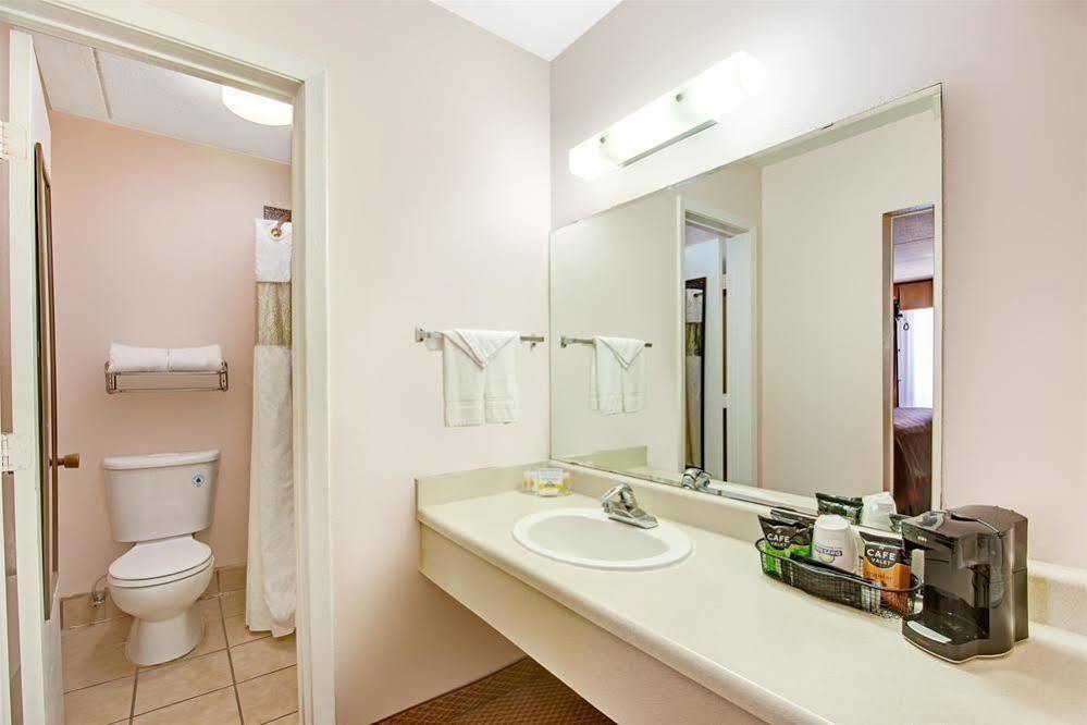 6-san Antonio, Tx - Lackland Afb Hotel 2*