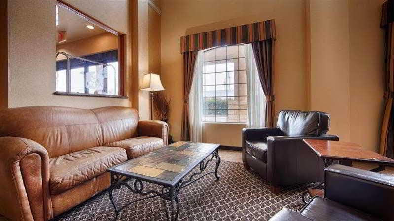 Western Windsor Pointe & Suites-at&t Center