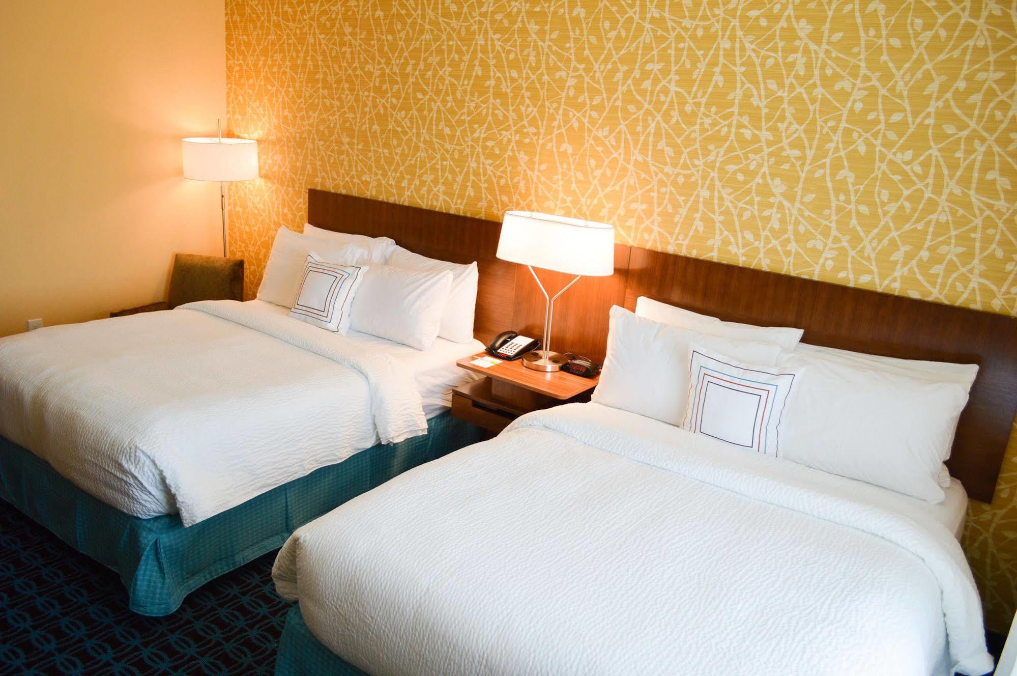 Fairfield & By Marriott Brooks Base Hotel San Antonio