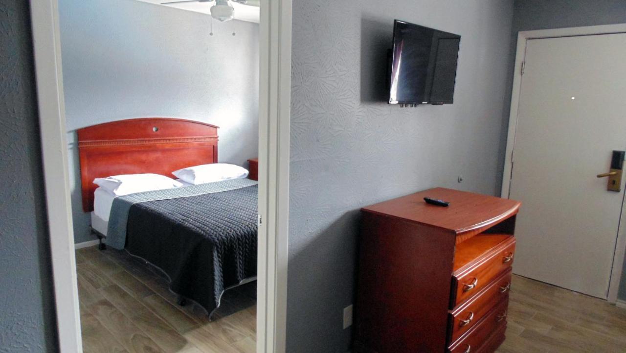 Motel Home Suites San Antonio