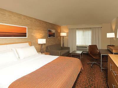 Holiday San Antonio-downtown/market Square, An Ihg San Antonio