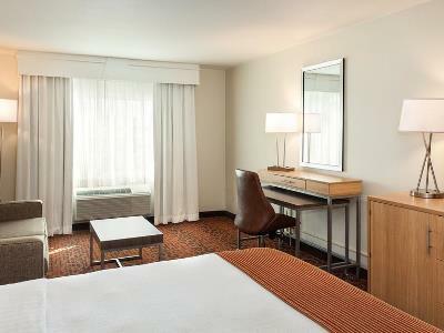 Holiday San Antonio-downtown/market Square, An Ihg Hotel