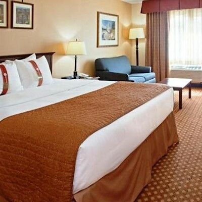 Hotel Holiday San Antonio-downtown/market Square, An Ihg 3*