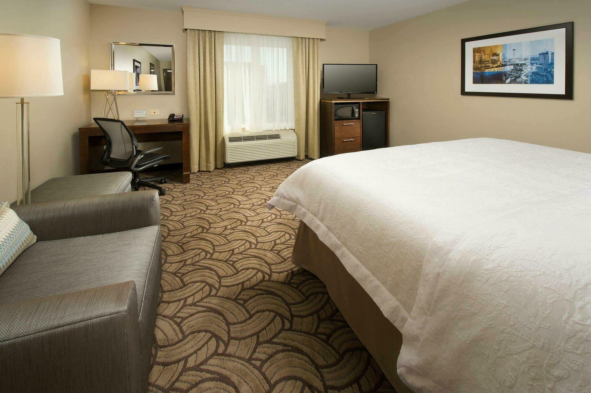 Hampton & San Antonio-downtown/market Square Hotel San Antonio