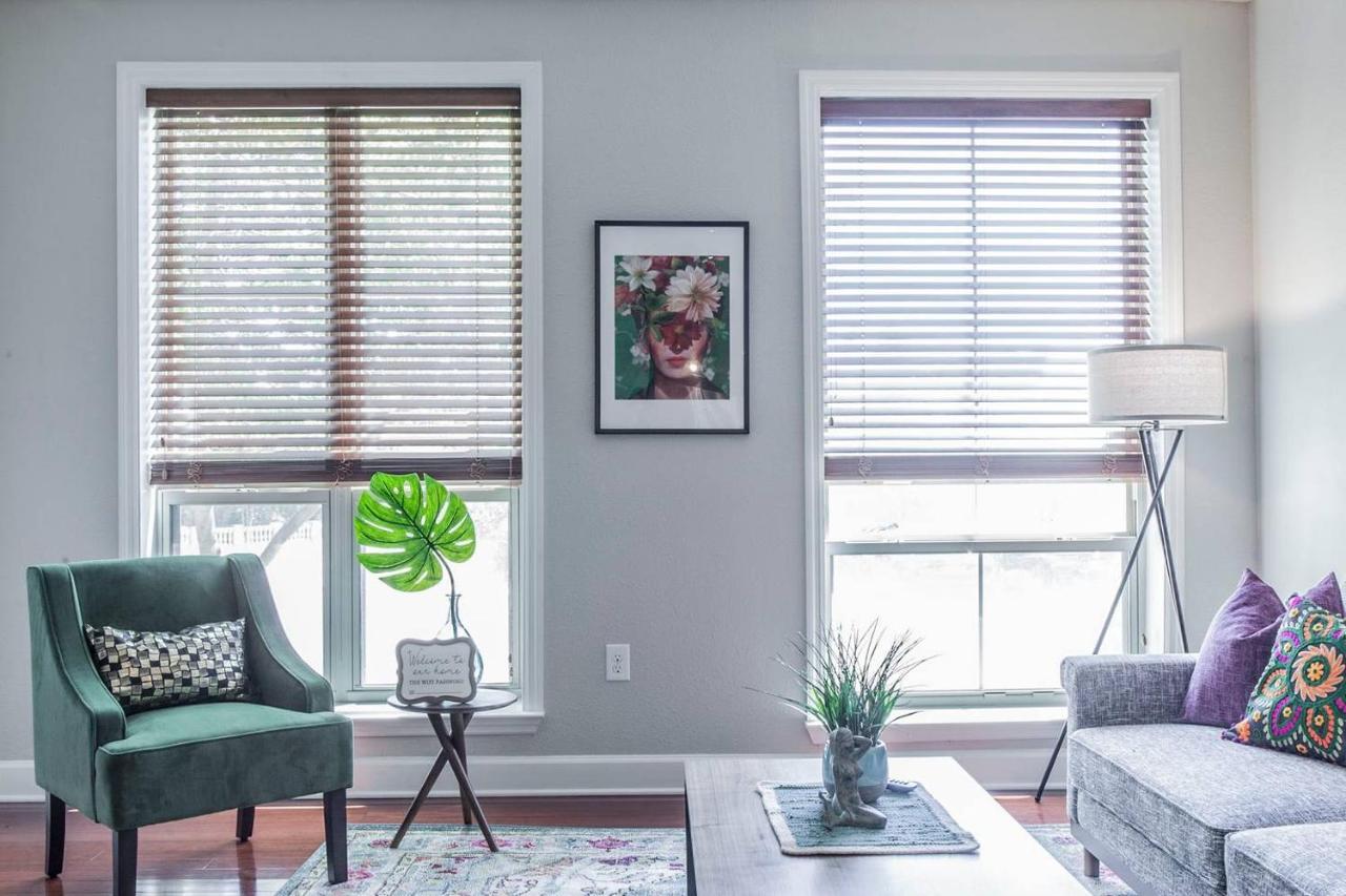 Relaxing Getaway + Pool + Gym Apartment San Antonio