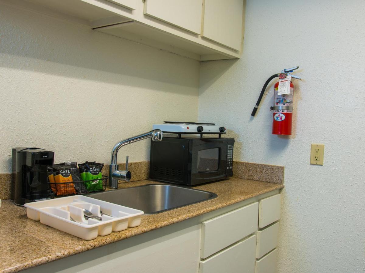 Hotel 6-san Antonio, Tx - Lackland Afb