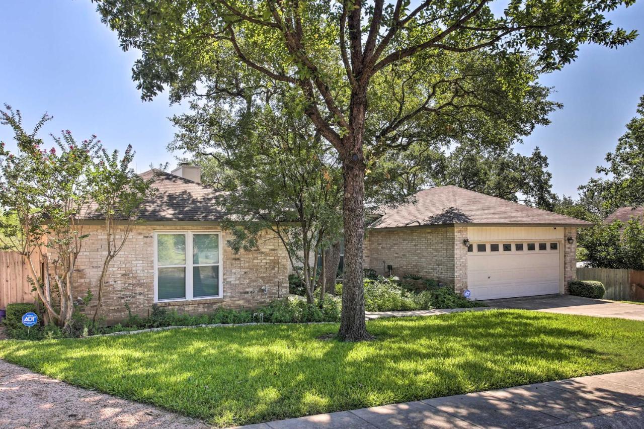 Family-friendly With Hot Tub And Deck Holiday home