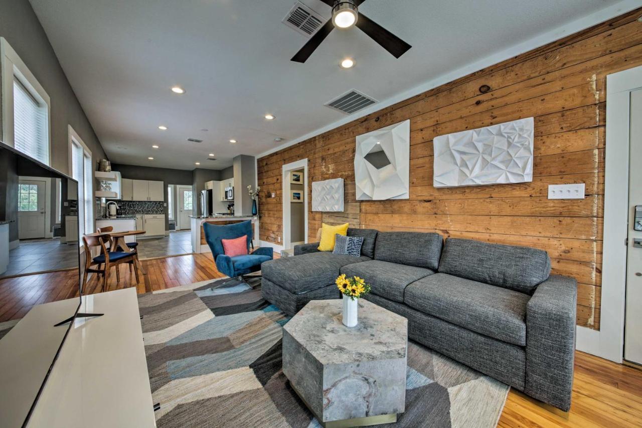 With Yard - 2 Mi To Downtown! San Antonio