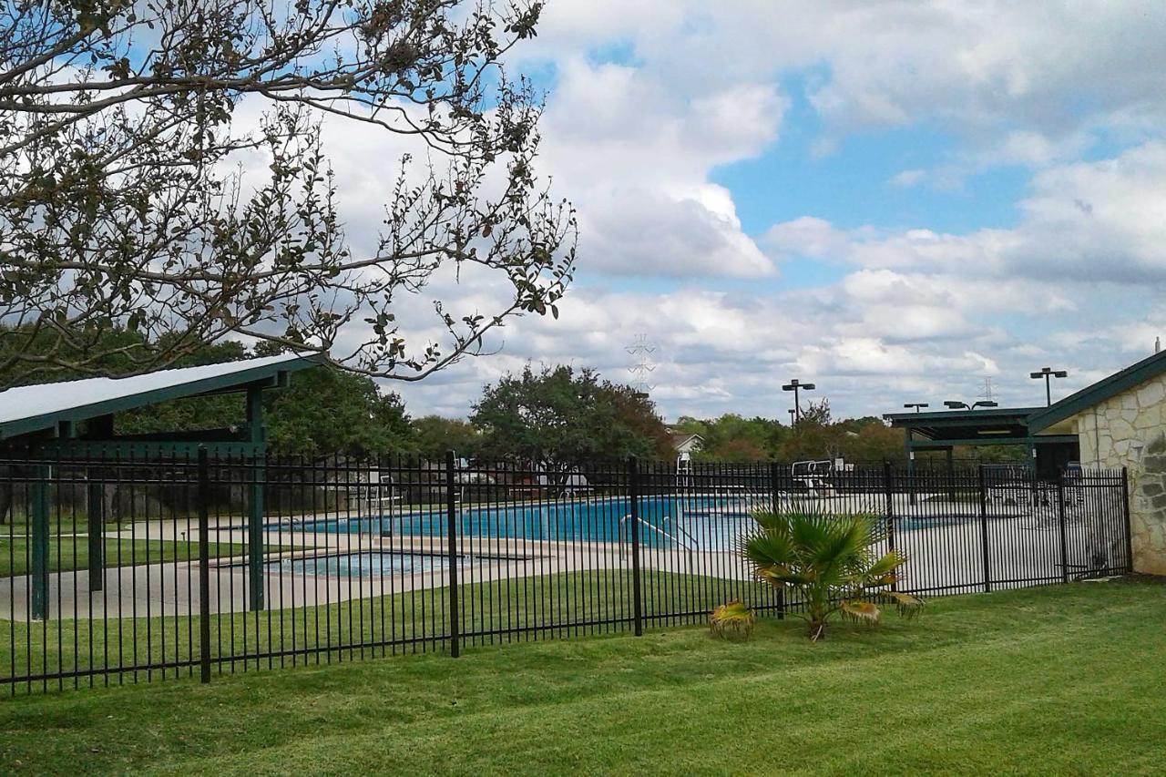 Holiday home Family-friendly With Hot Tub And Deck San Antonio