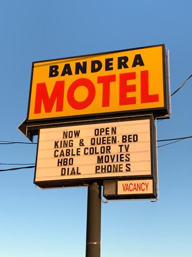 Bandera Motel *